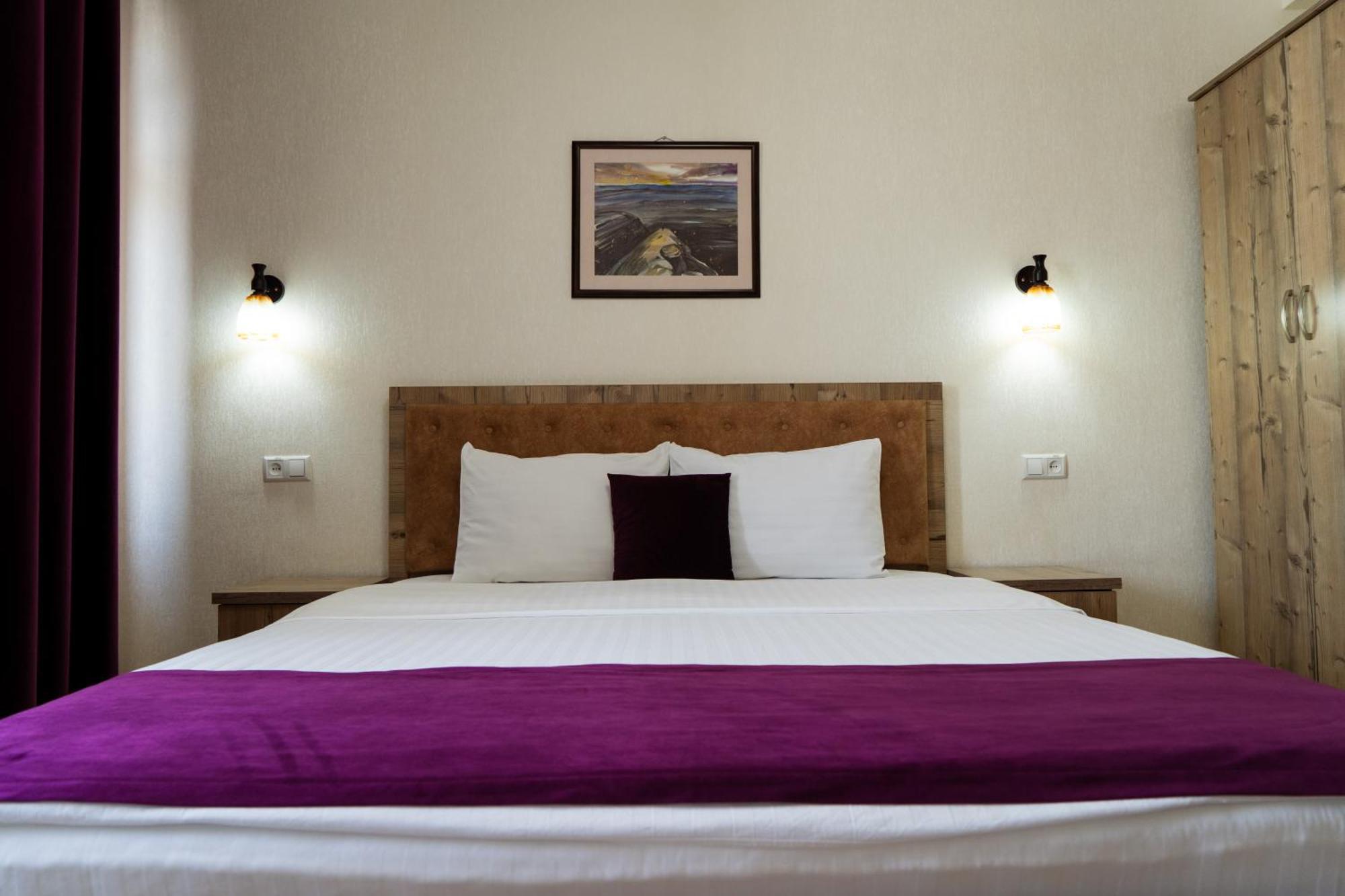 Tourist Inn Hotel Tashkent Esterno foto